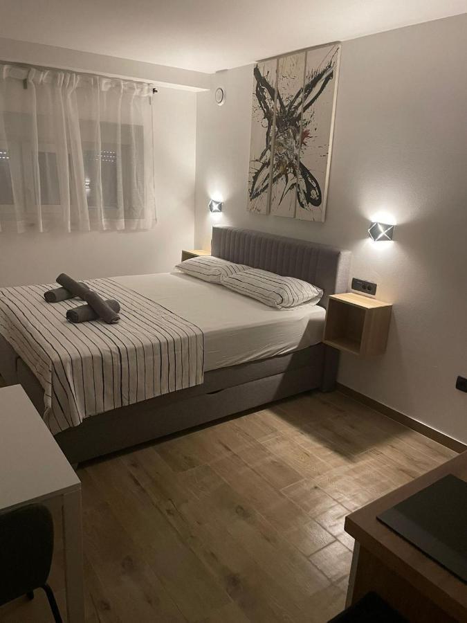 Apartments Anka Пула Екстериор снимка